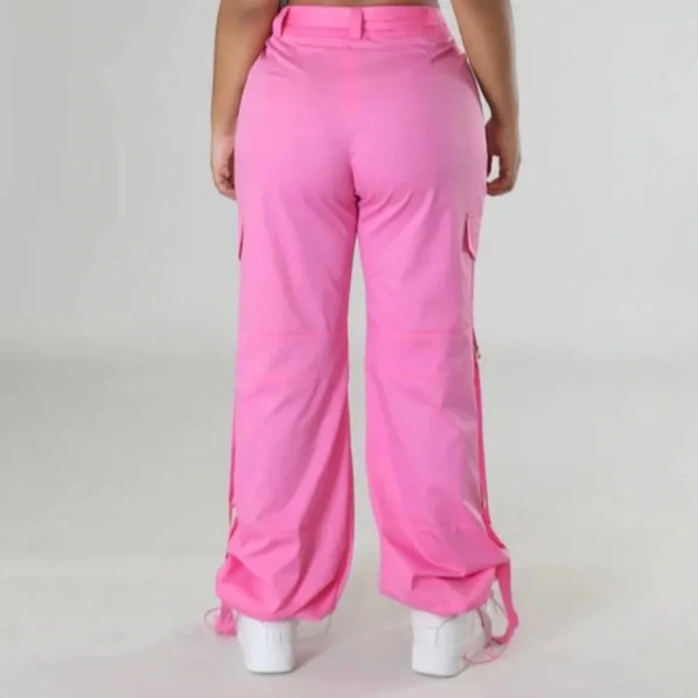 Pretty in Pink High Waisted Cargo Pants.Absolute Wardrobe Staple. You'll love it - Picture 2 of 2